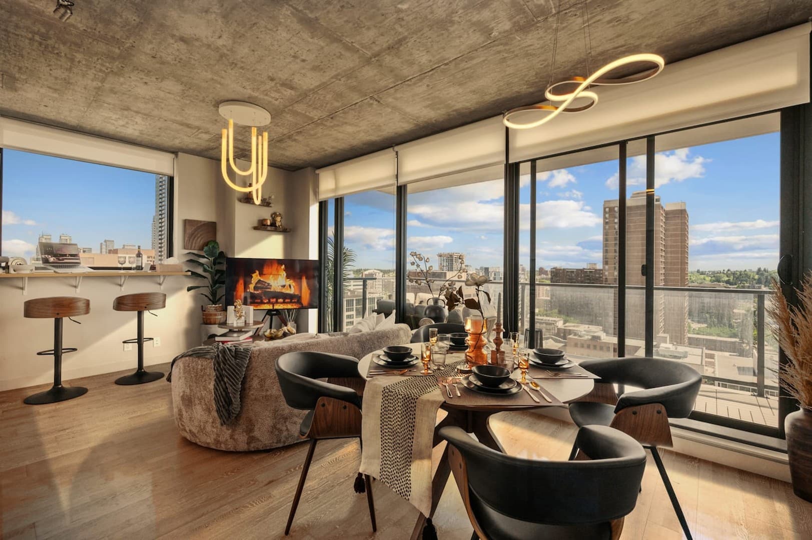 Calgary Tower View | King Bed | 2BR | AC | Gym photo 3